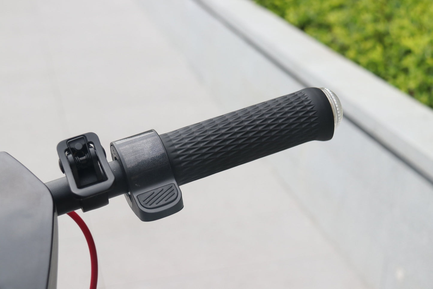 iENYRID M1 Foldable E-Scooter